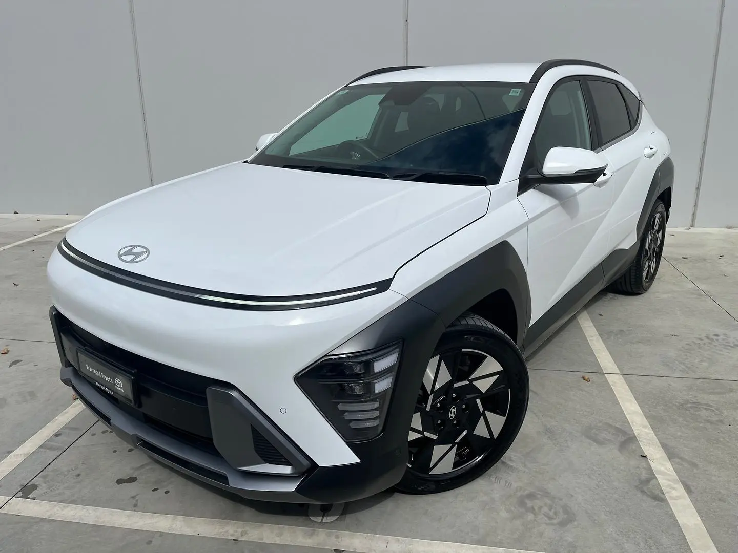 2024 Hyundai Kona Gallery Image 3