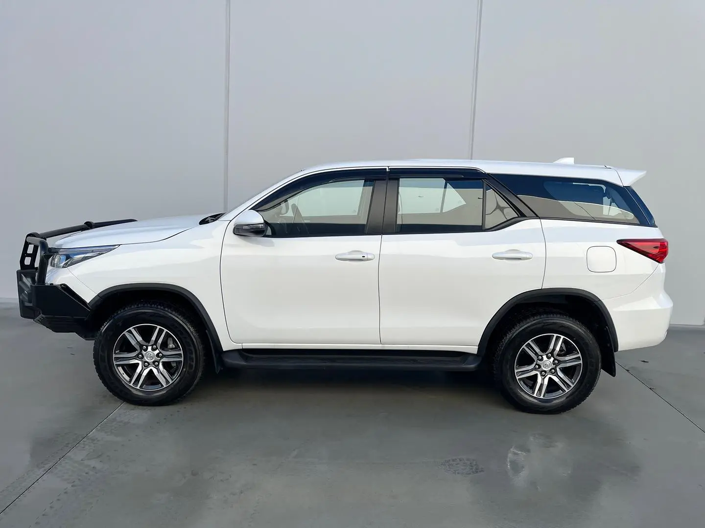 2024 Toyota Fortuner Gallery Image 4