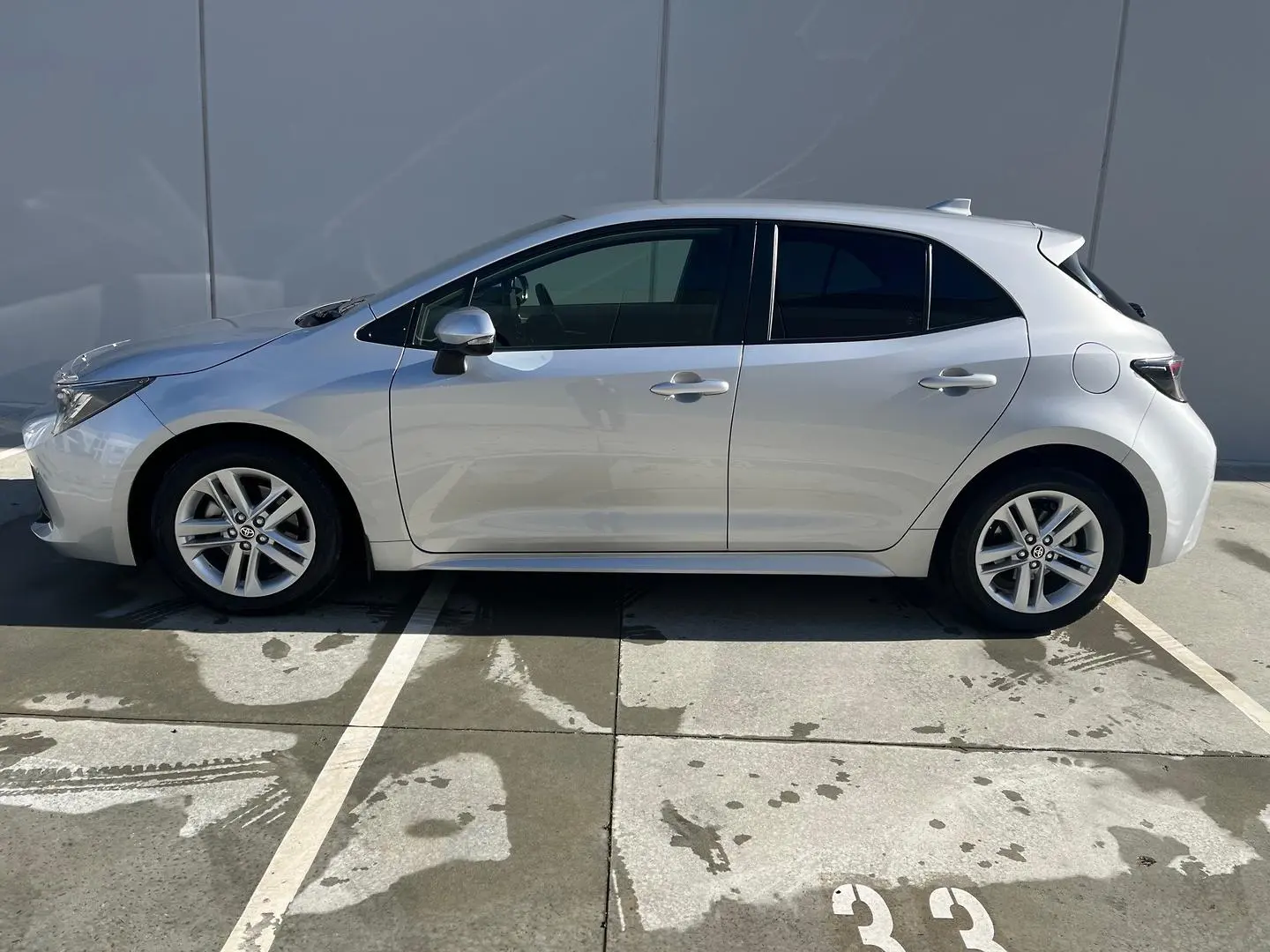2020 Toyota Corolla Gallery Image 9