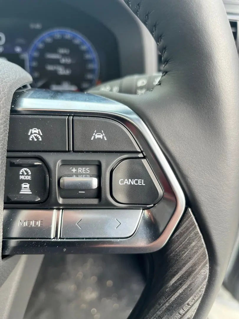 2025 Toyota Landcruiser Gallery Image 25