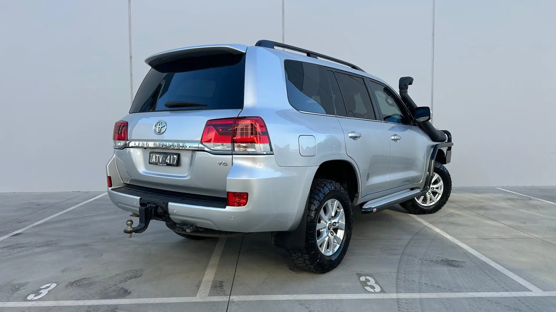 2018 Toyota Landcruiser Gallery Image 8