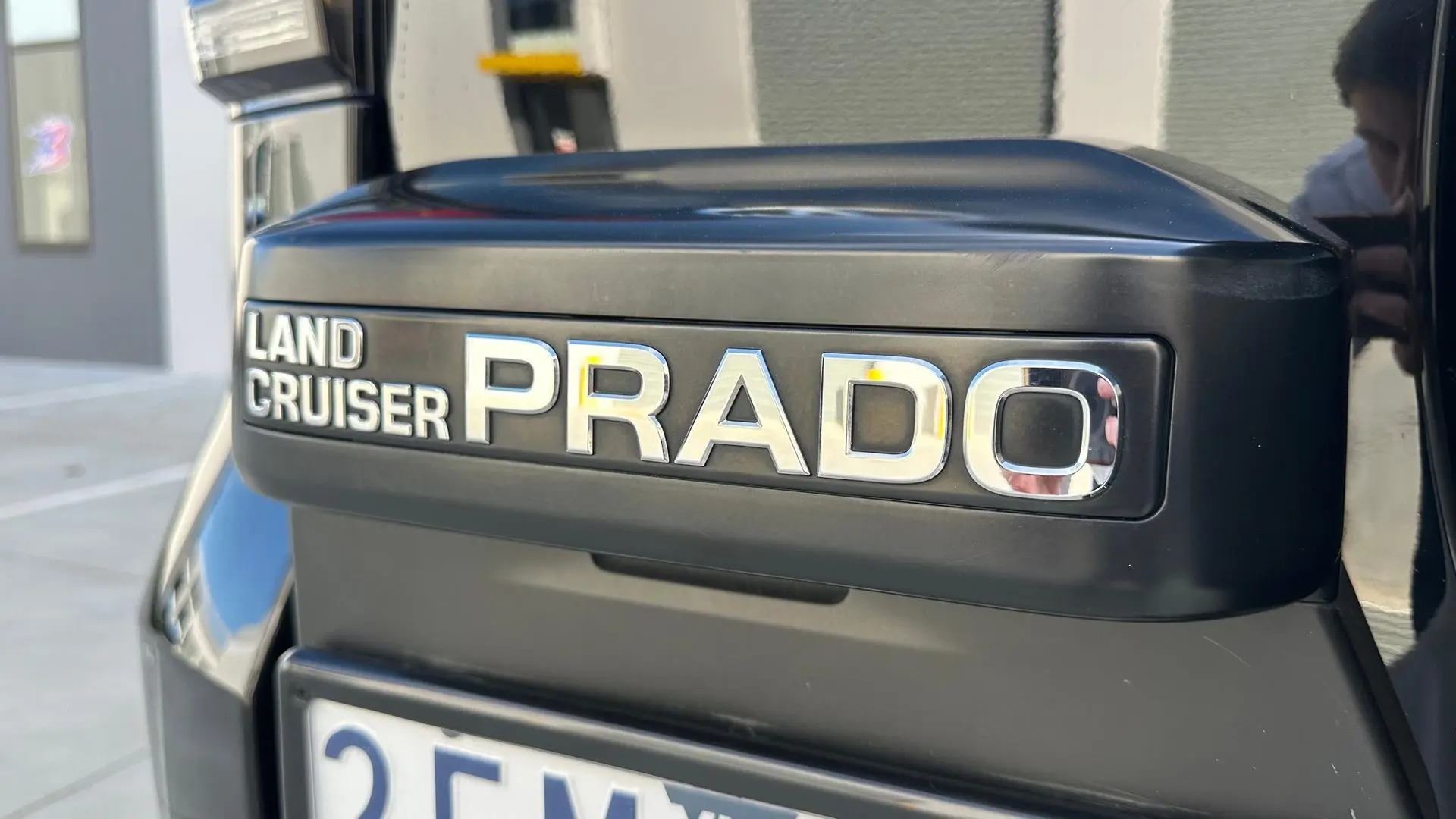 2019 Toyota Landcruiser Prado Gallery Image 16