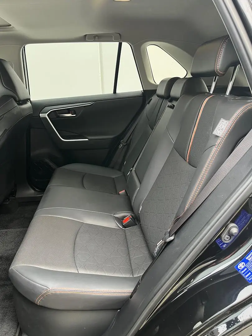2024 Toyota RAV4 Gallery Image 8