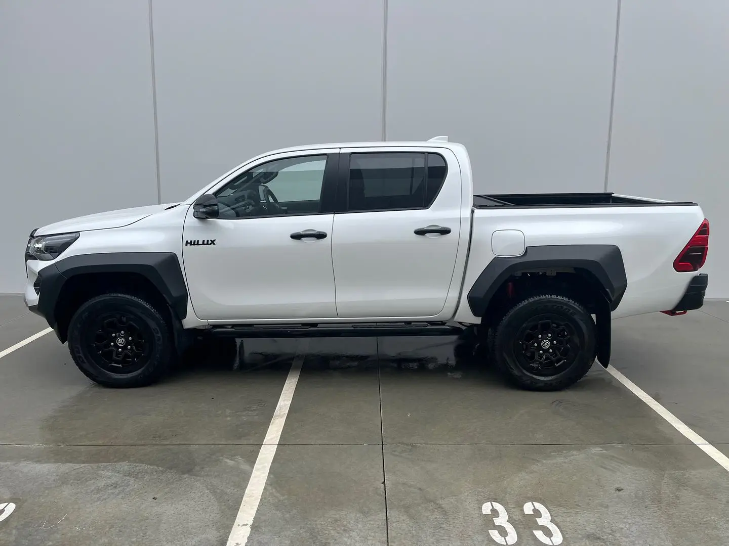 2024 Toyota Hilux Gallery Image 9