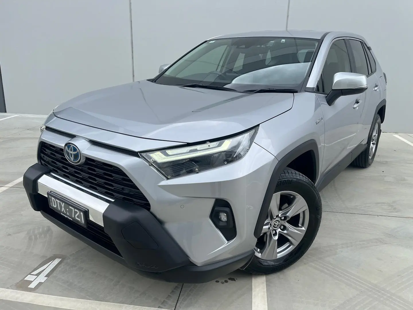 2023 Toyota RAV4 Gallery Image 3