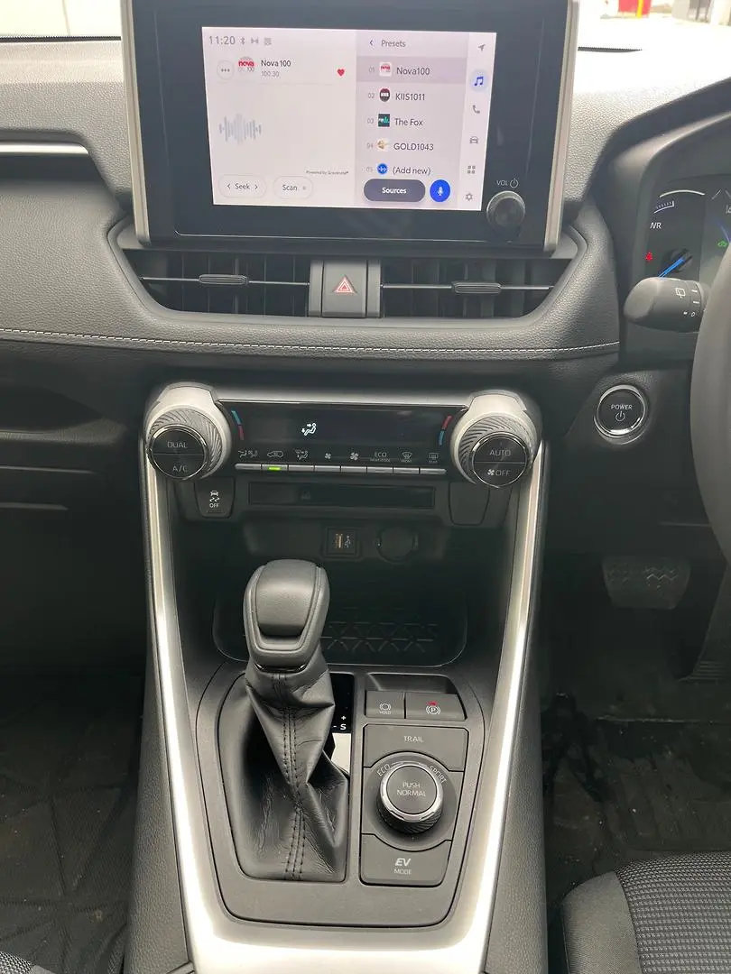 2023 Toyota RAV4 Gallery Image 18