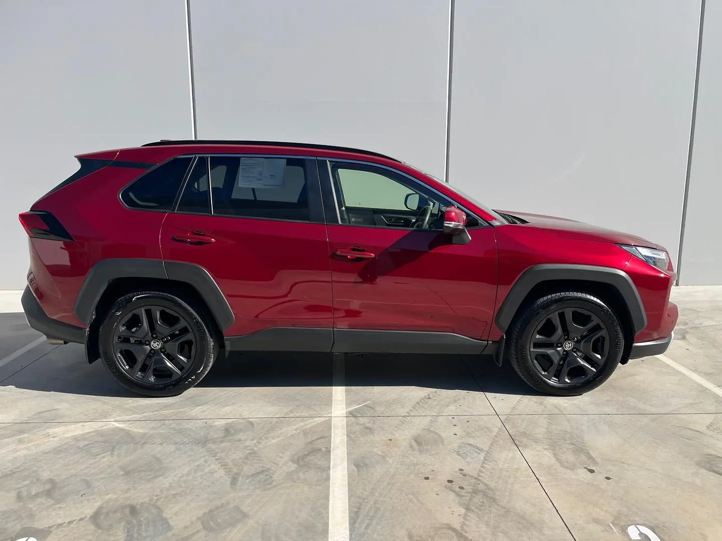 2023 Toyota RAV4 Gallery Image 25