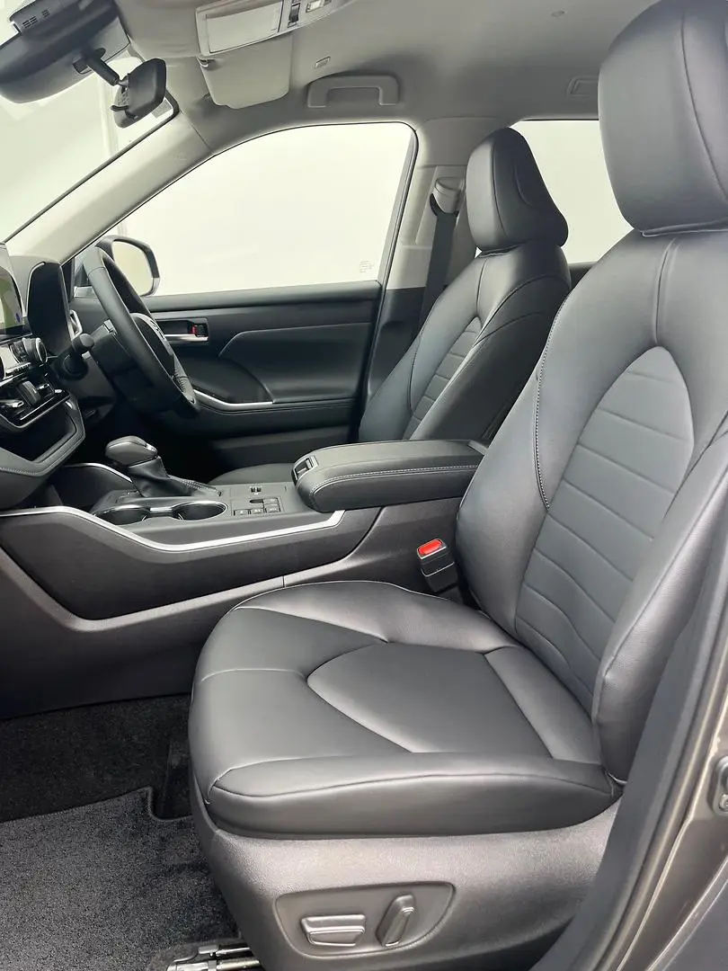 2025 Toyota Kluger Gallery Image 7