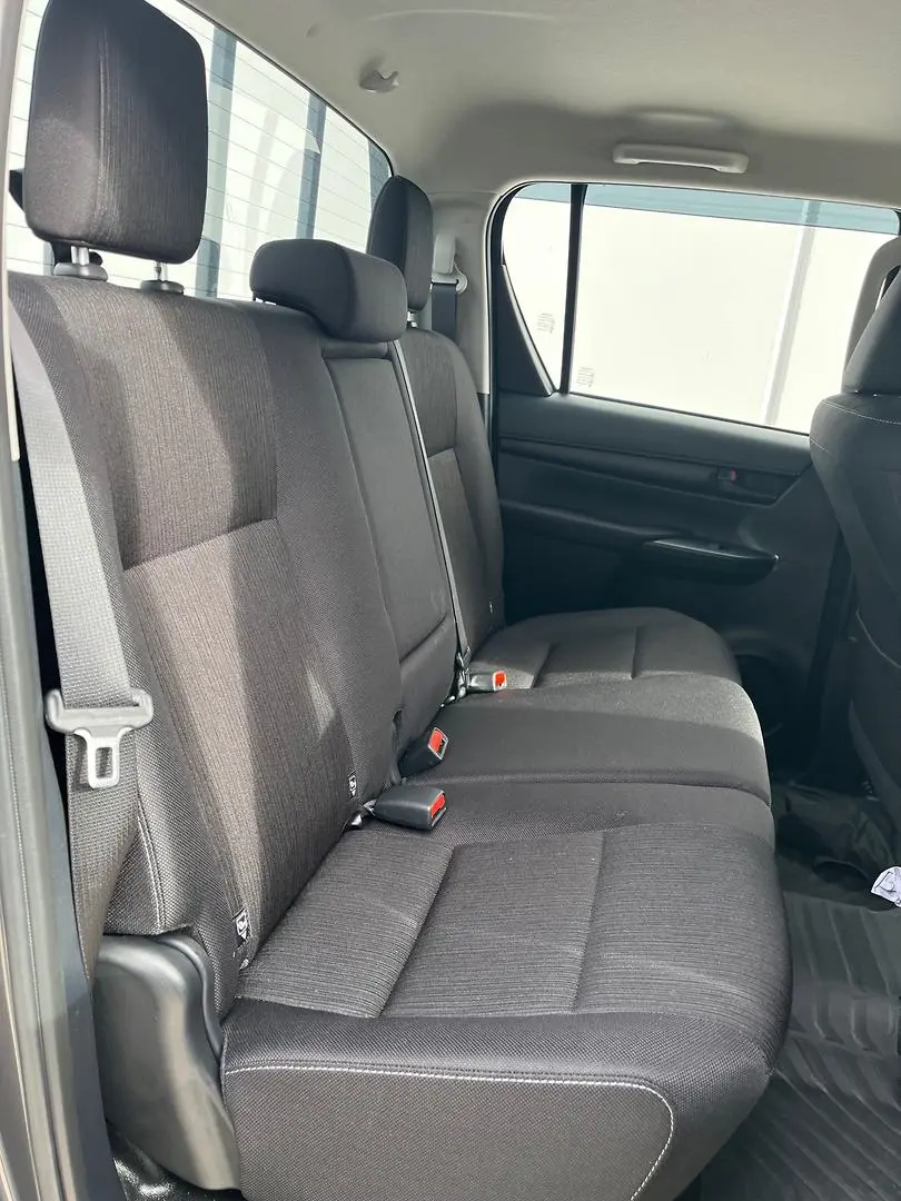2024 Toyota Hilux Gallery Image 16