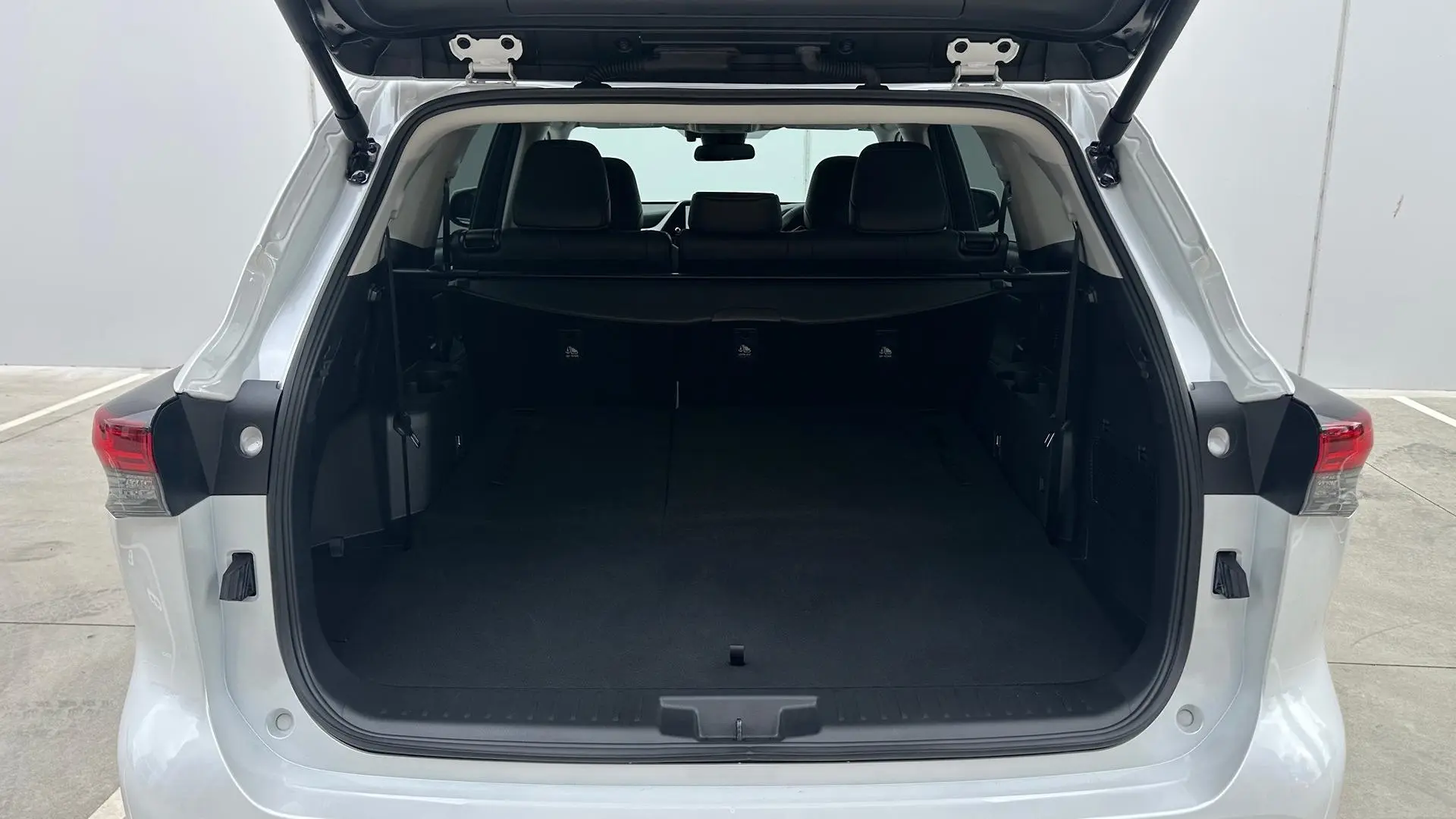 2025 Toyota Kluger Gallery Image 10