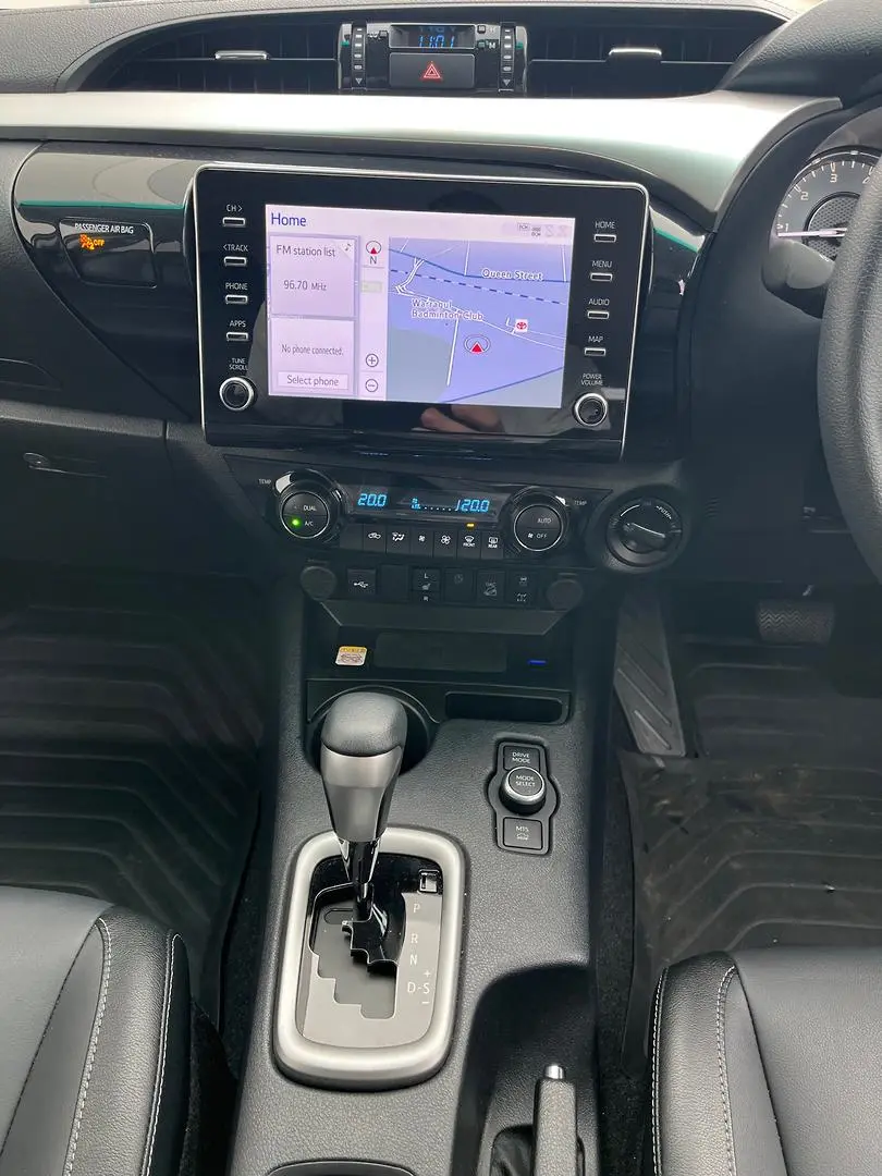 2025 Toyota Hilux Gallery Image 19