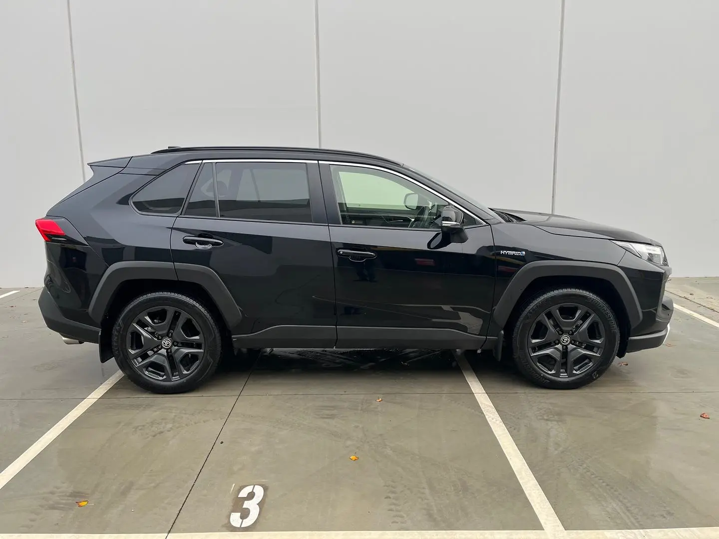 2024 Toyota RAV4 Gallery Image 14