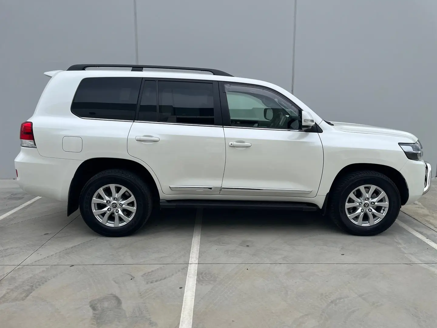 2021 Toyota Landcruiser Gallery Image 28
