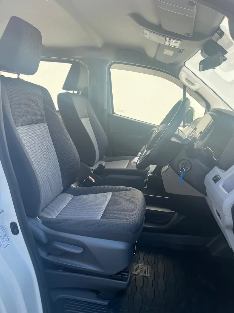 2021 Toyota Hiace Gallery Image 17