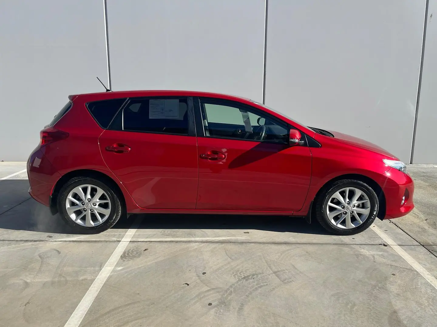2014 Toyota Corolla Gallery Image 12