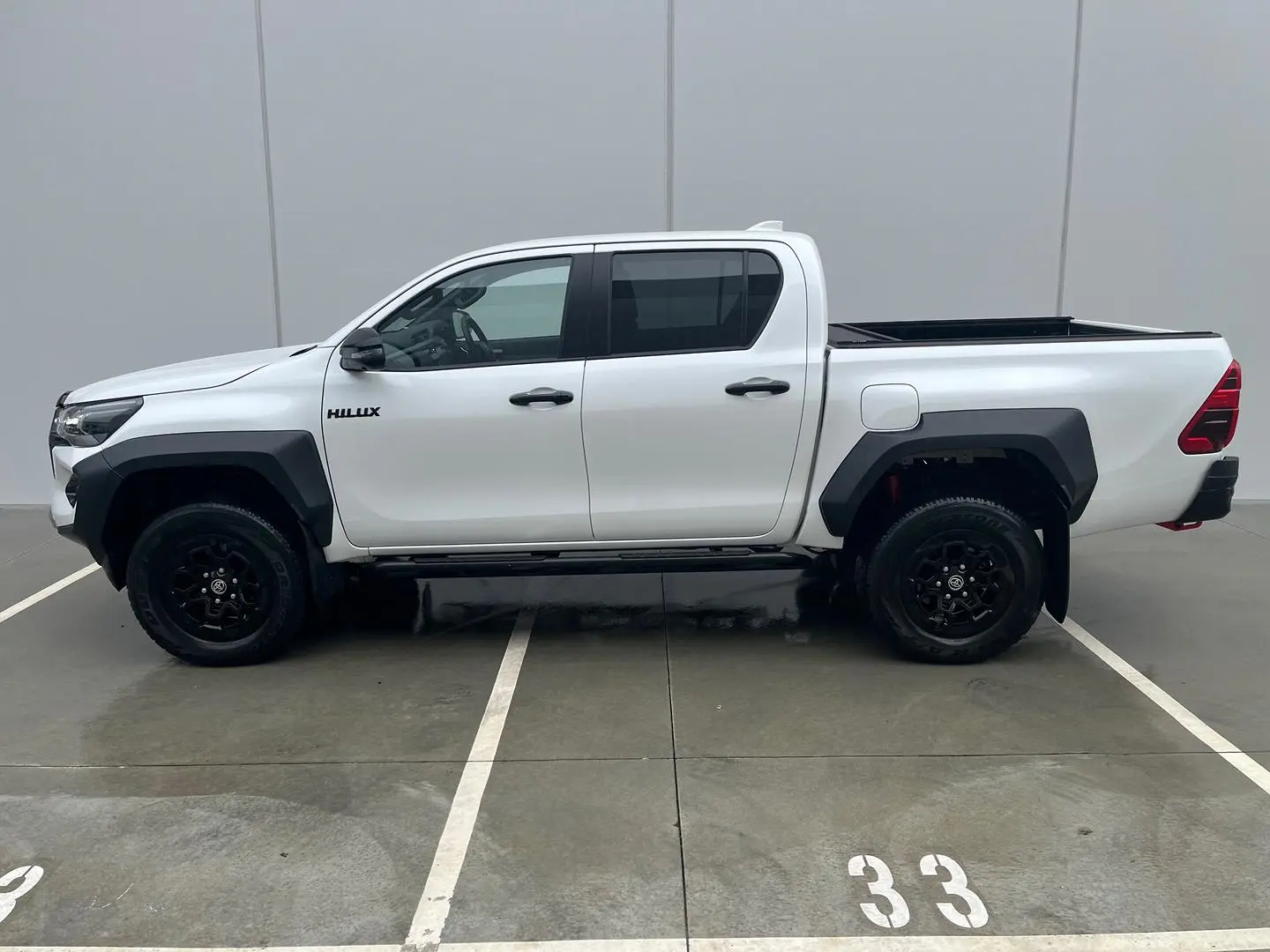 2024 Toyota Hilux Gallery Image 5