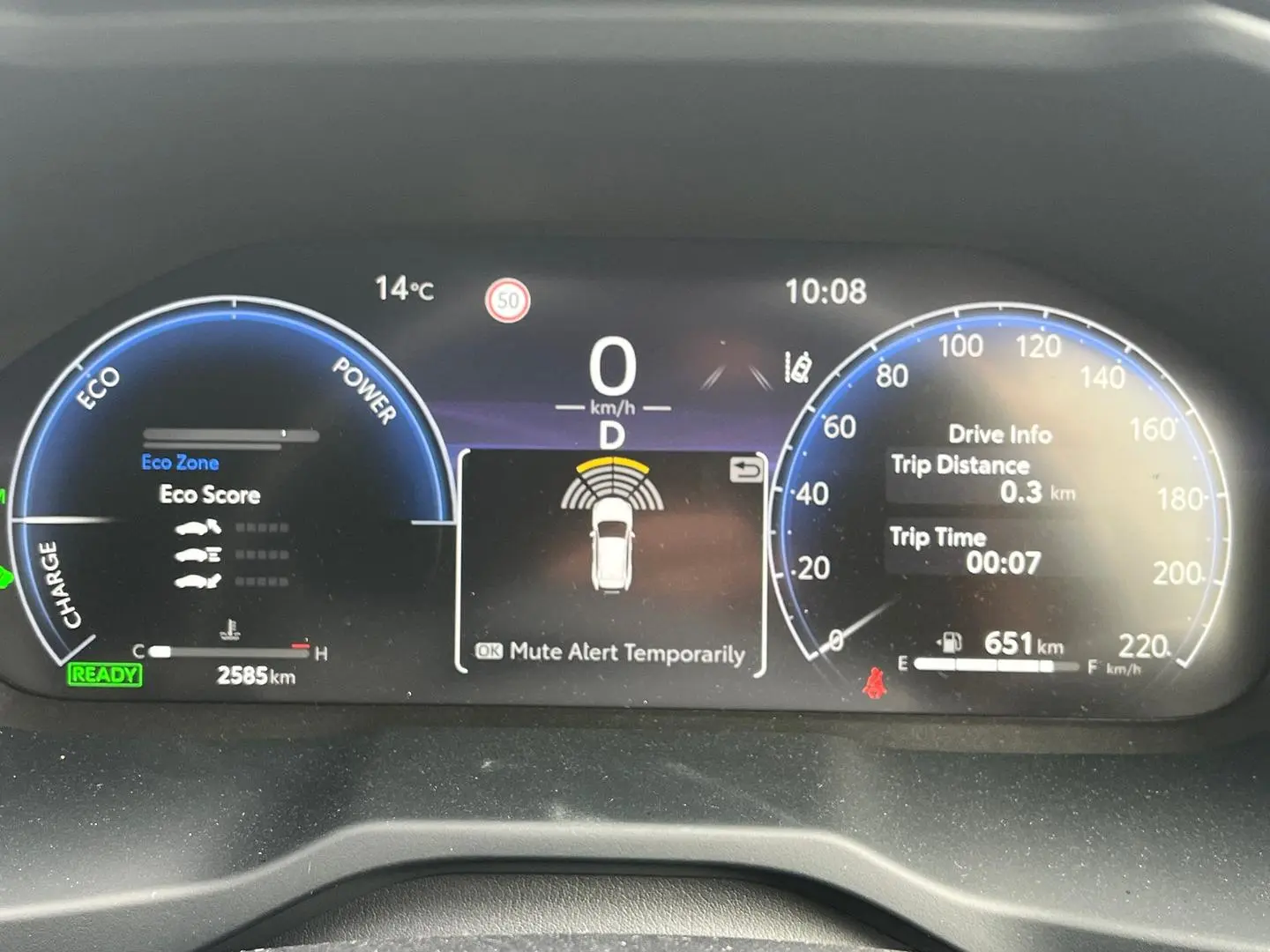 2025 Toyota RAV4 Gallery Image 24