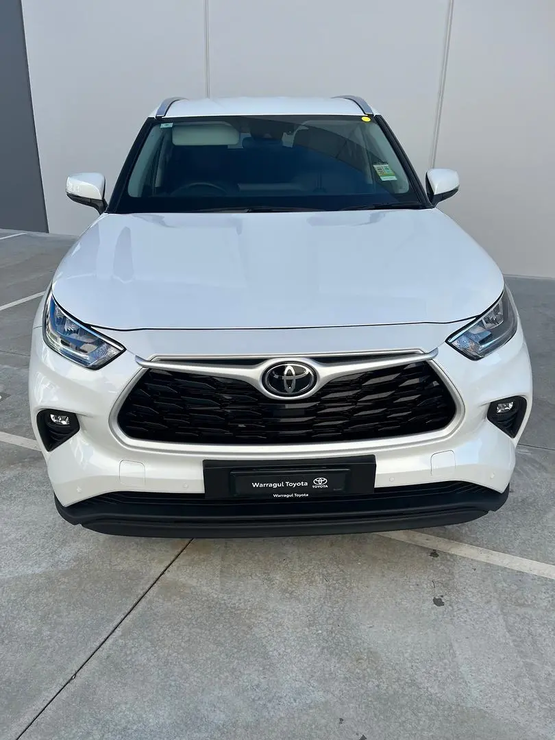 2025 Toyota Kluger Gallery Image 2