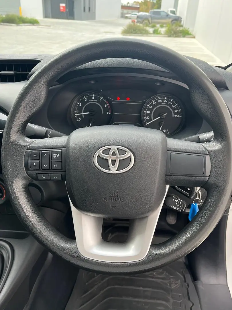 2018 Toyota Hilux Gallery Image 15