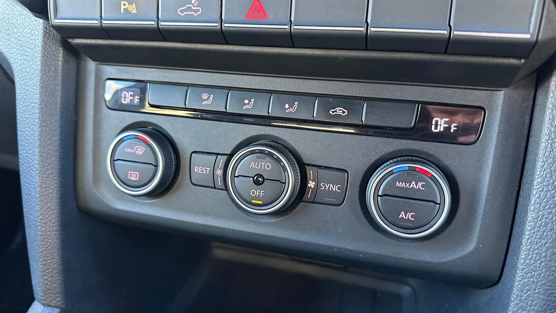 2022 Volkswagen Amarok Gallery Image 19