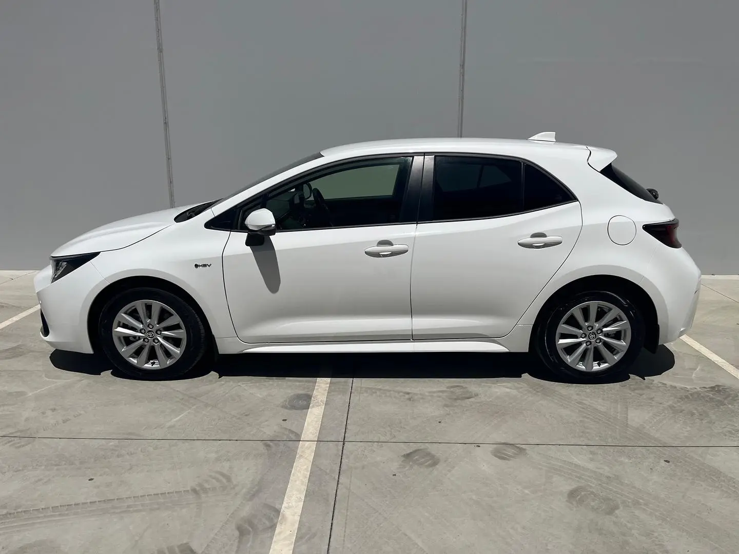 2025 Toyota Corolla Gallery Image 4