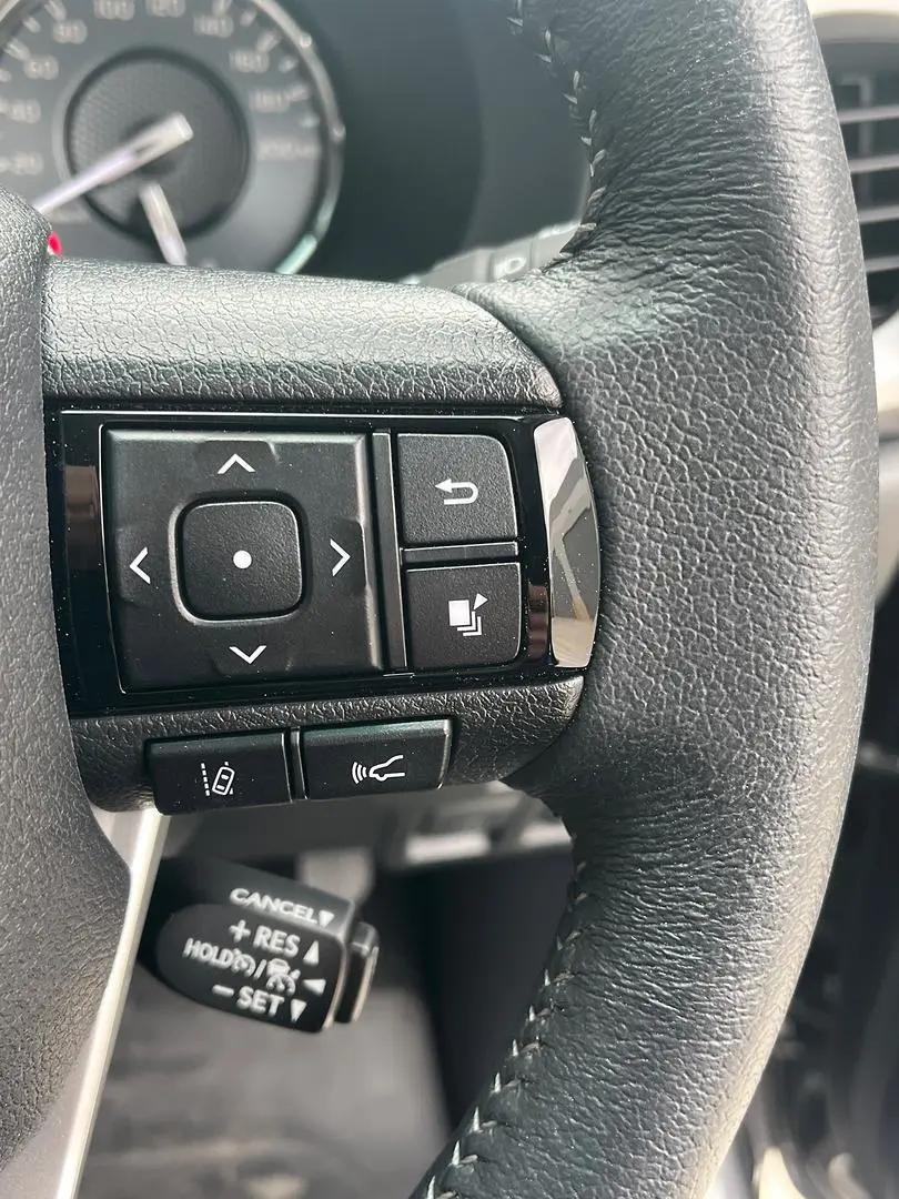 2025 Toyota Hilux Gallery Image 26