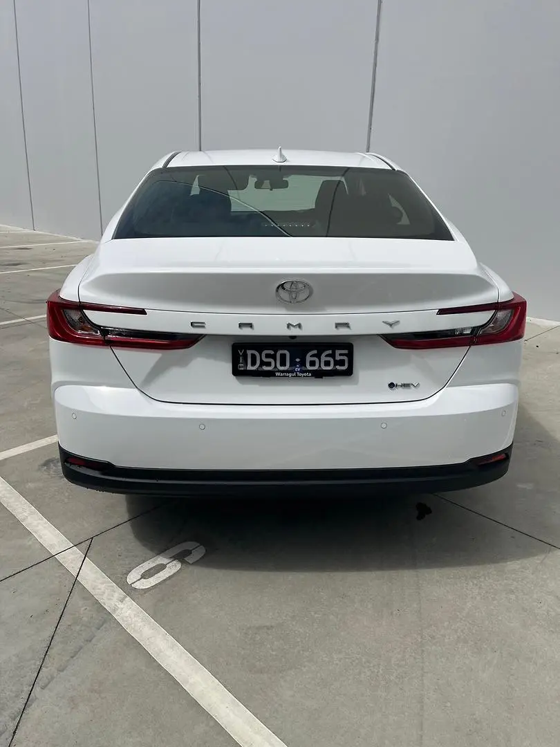 2025 Toyota Camry Gallery Image 11