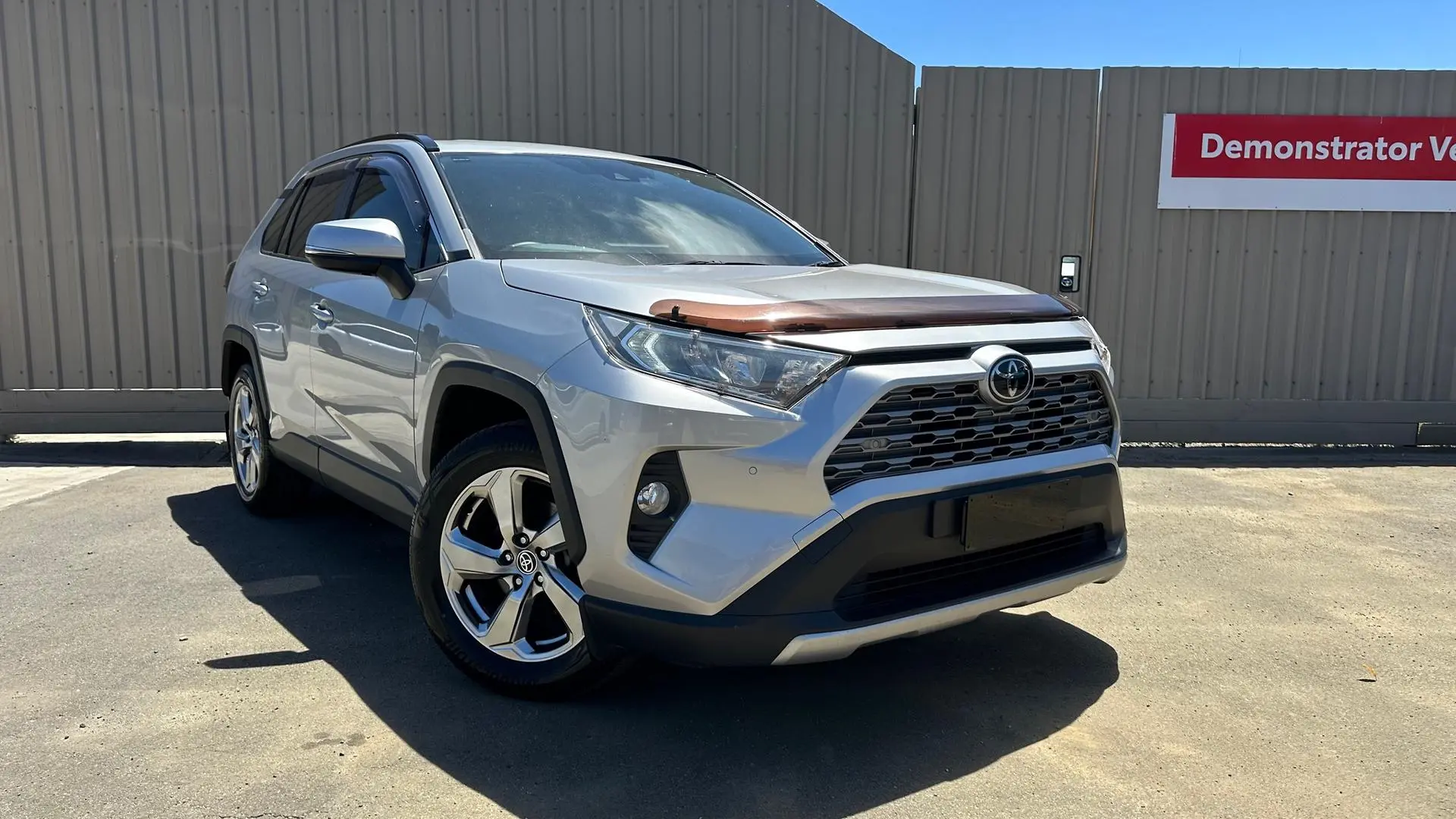 2020 Toyota Rav4 Gallery Image 1