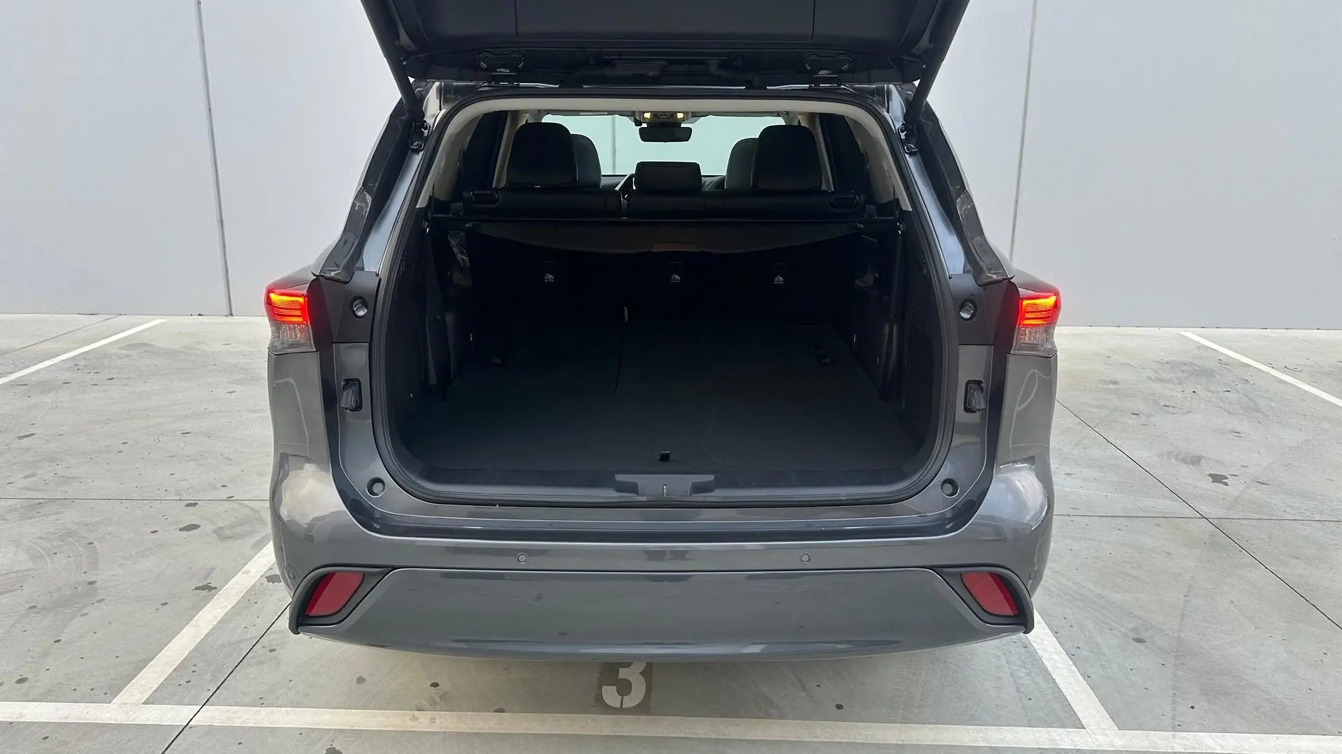 2025 Toyota Kluger Gallery Image 11