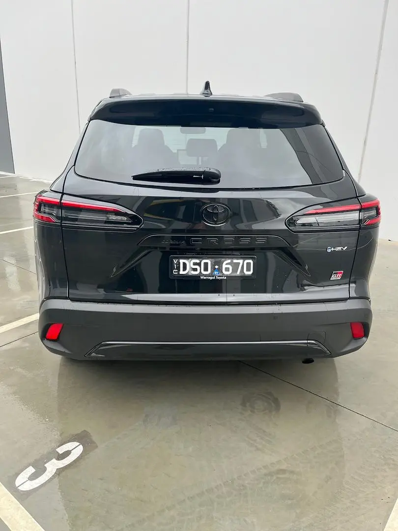 2025 Toyota Corolla Cross Gallery Image 10