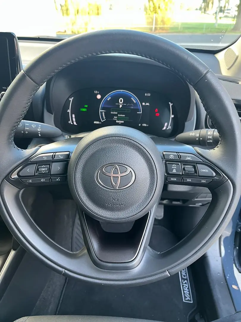 2025 Toyota Yaris Cross Gallery Image 21
