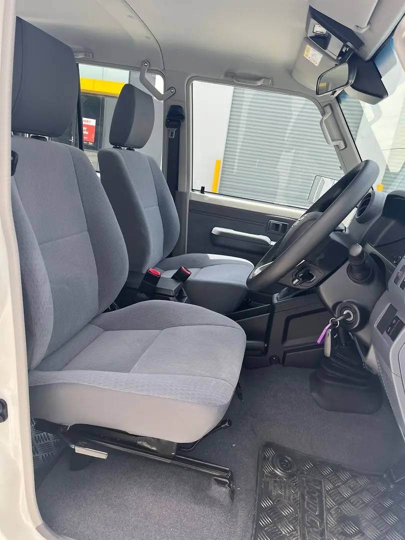 2025 Toyota Landcruiser Gallery Image 18