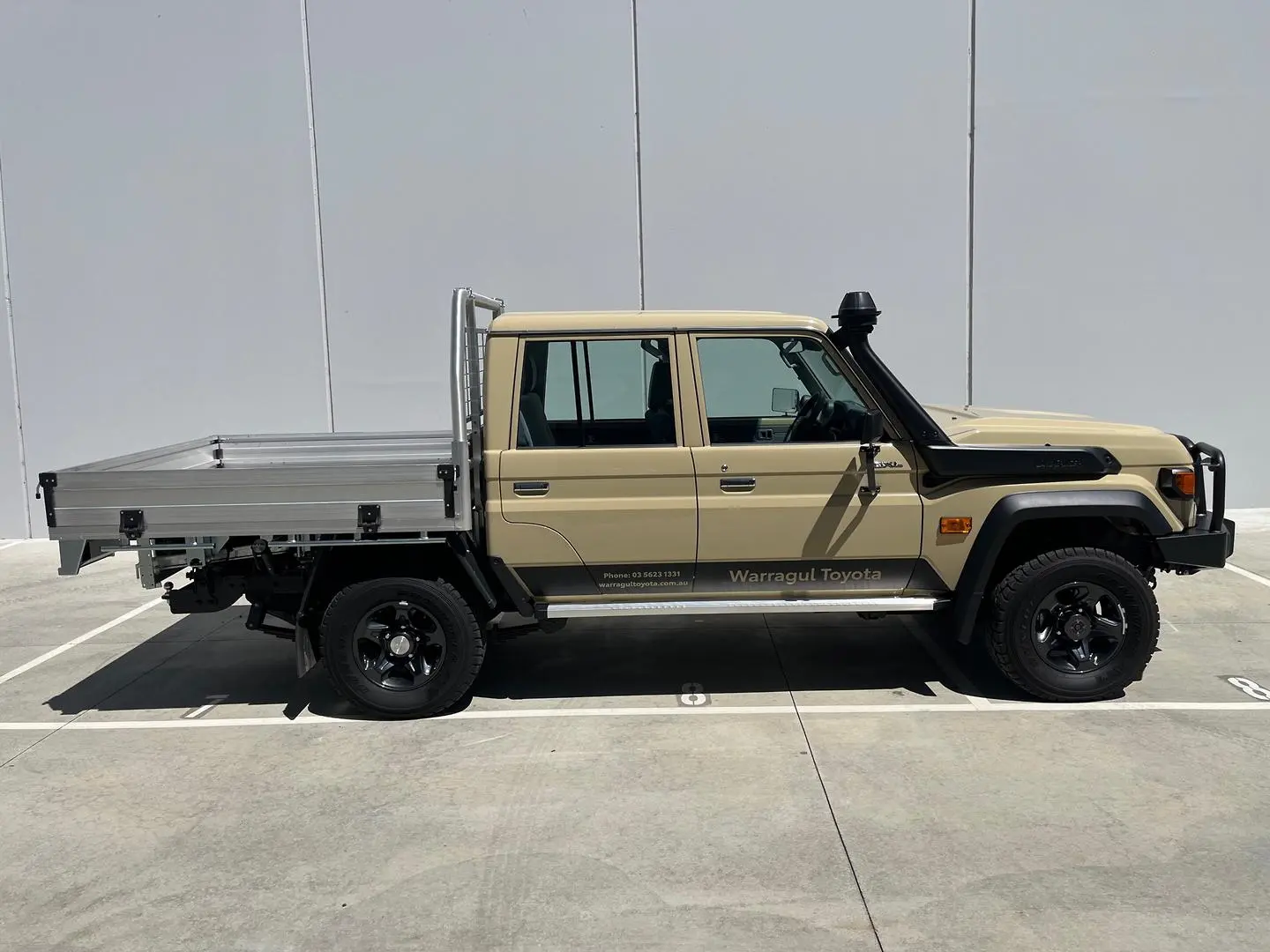 2025 Toyota Landcruiser Gallery Image 14