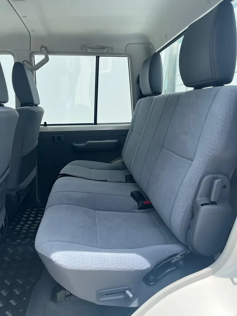 2025 Toyota Landcruiser Gallery Image 9