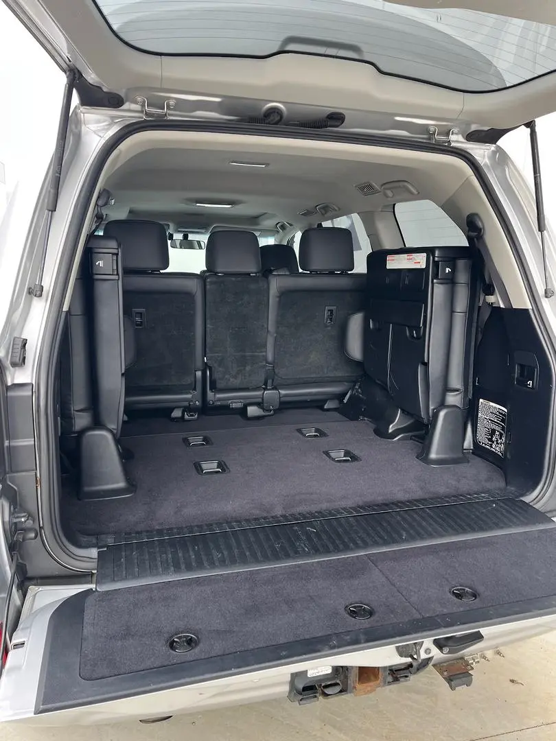 2017 Toyota Landcruiser Gallery Image 11