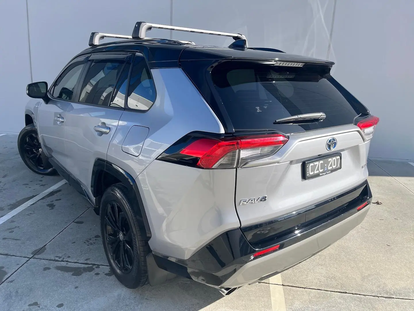 2024 Toyota RAV4 Gallery Image 10