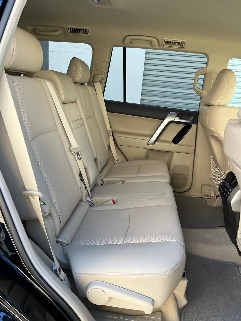 2023 Toyota Landcruiser Prado Gallery Image 16