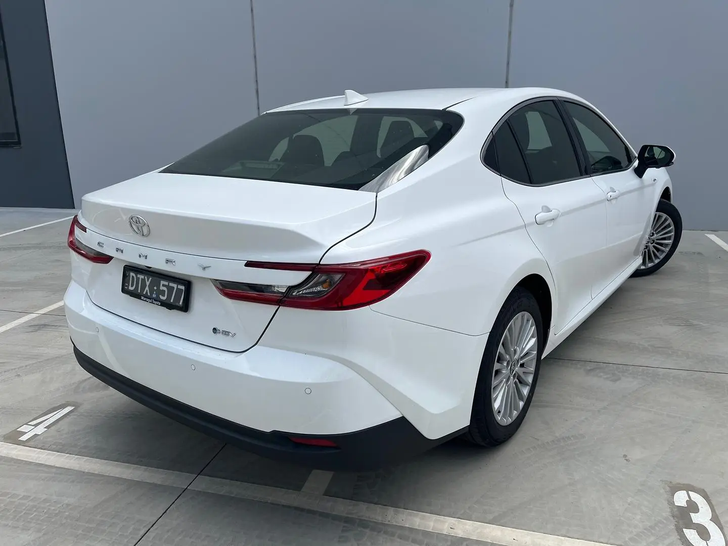 2025 Toyota Camry Gallery Image 13