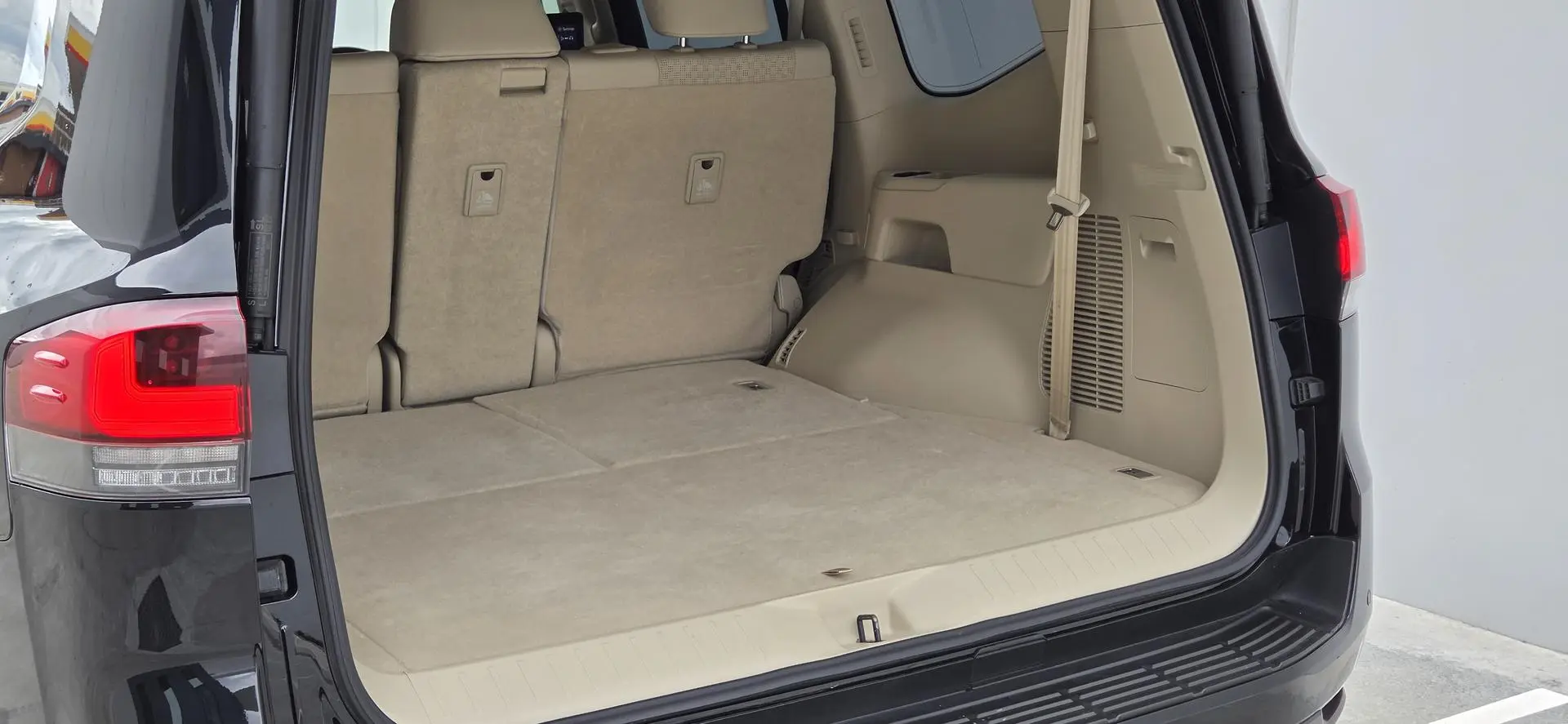 2024 Toyota Landcruiser Gallery Image 30