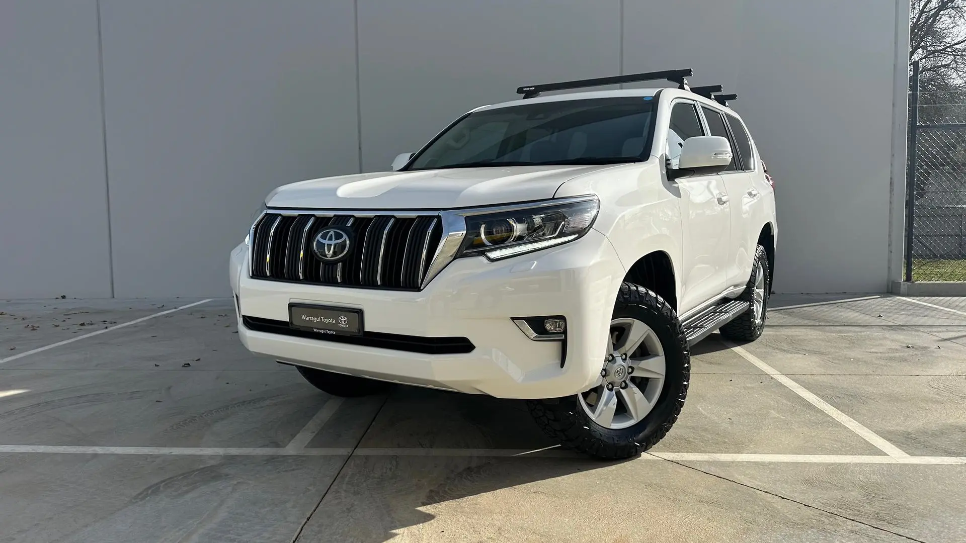 2020 Toyota Landcruiser Prado Gallery Image 3