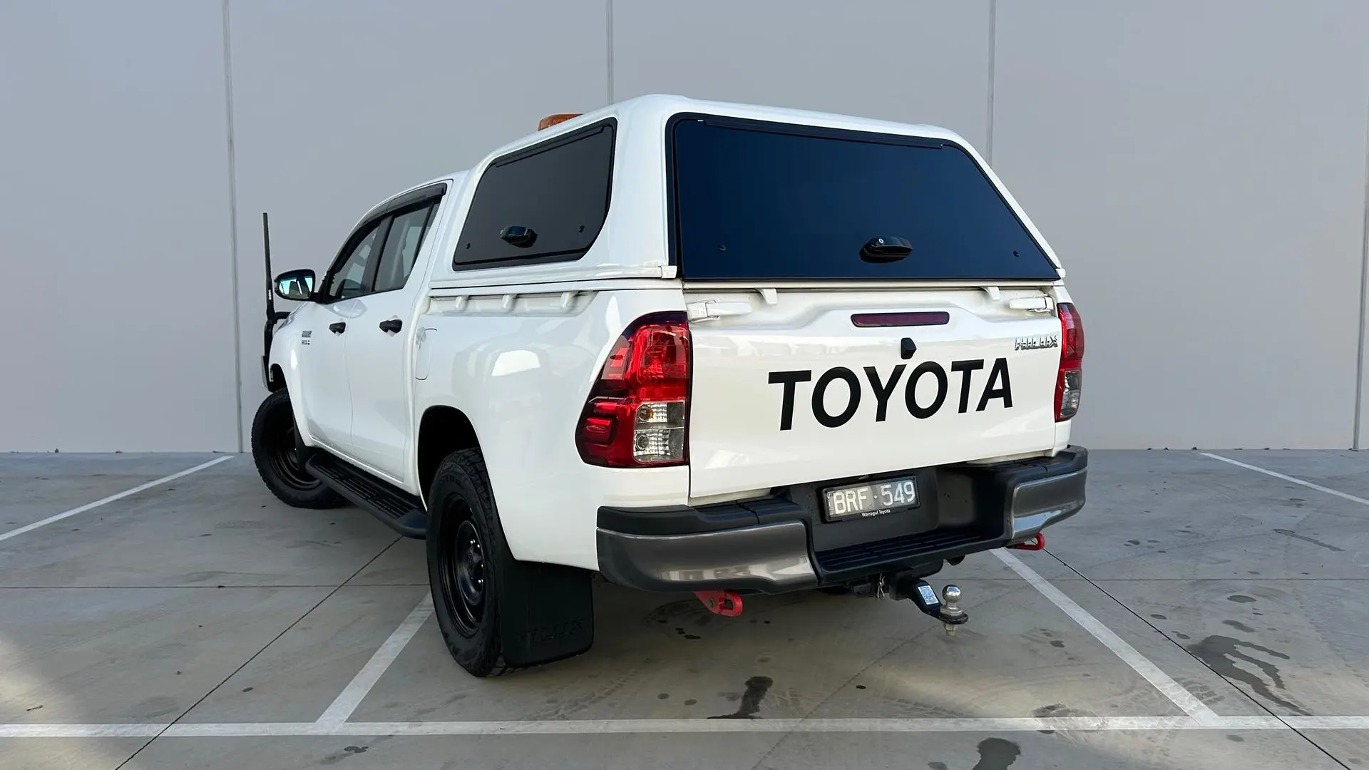 2021 Toyota Hilux Gallery Image 9