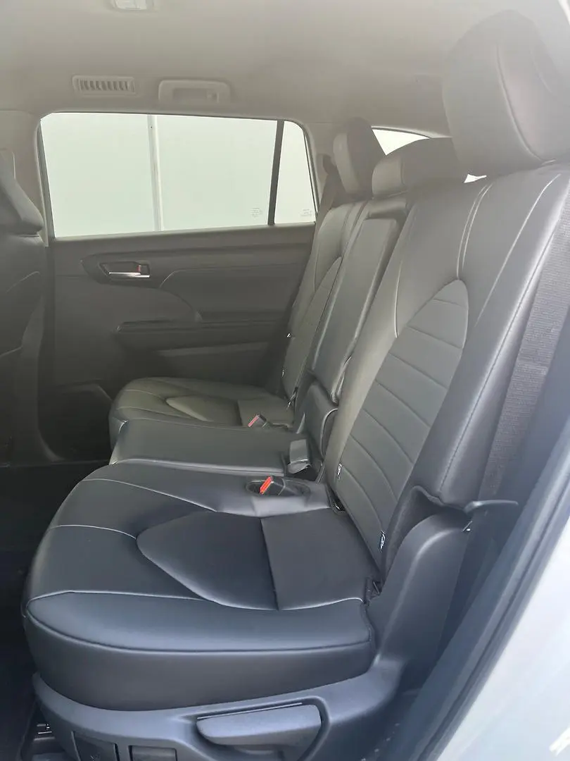 2025 Toyota Kluger Gallery Image 8