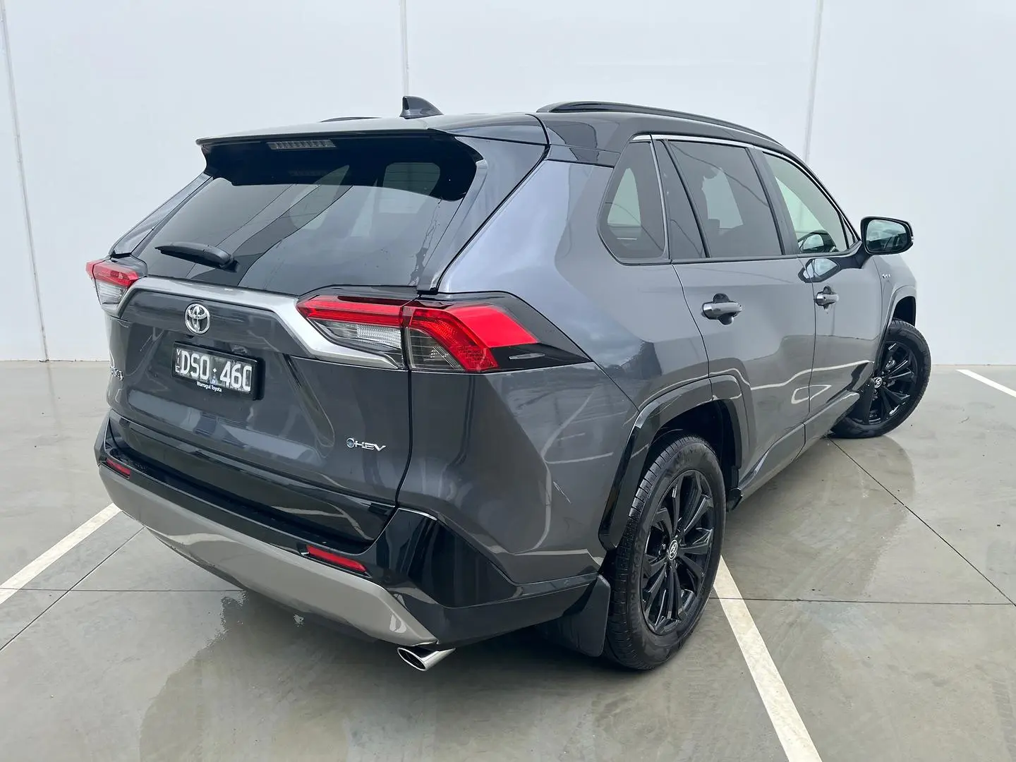 2025 Toyota RAV4 Gallery Image 14