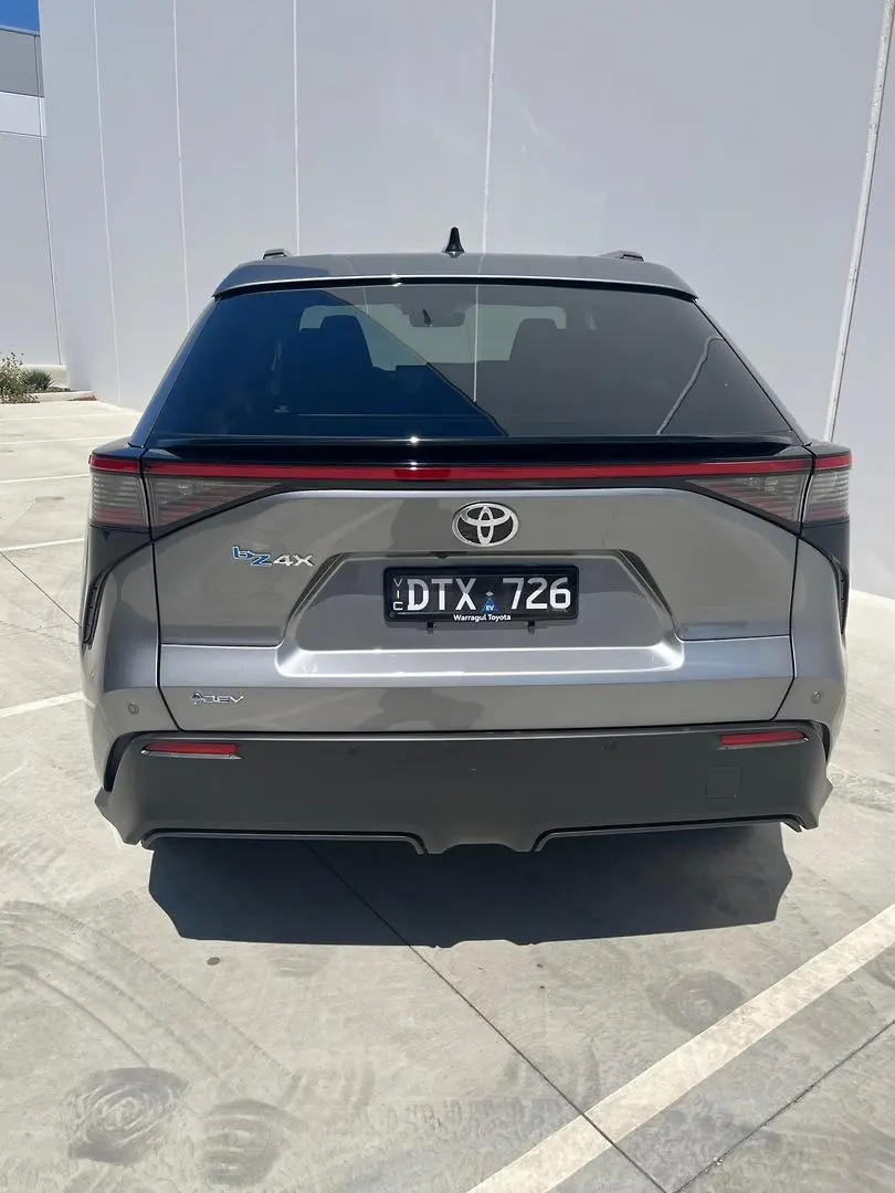 2025 Toyota bZ4X Gallery Image 12