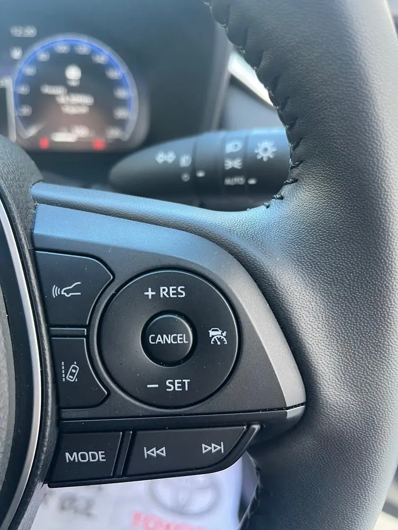2024 Toyota RAV4 Gallery Image 24