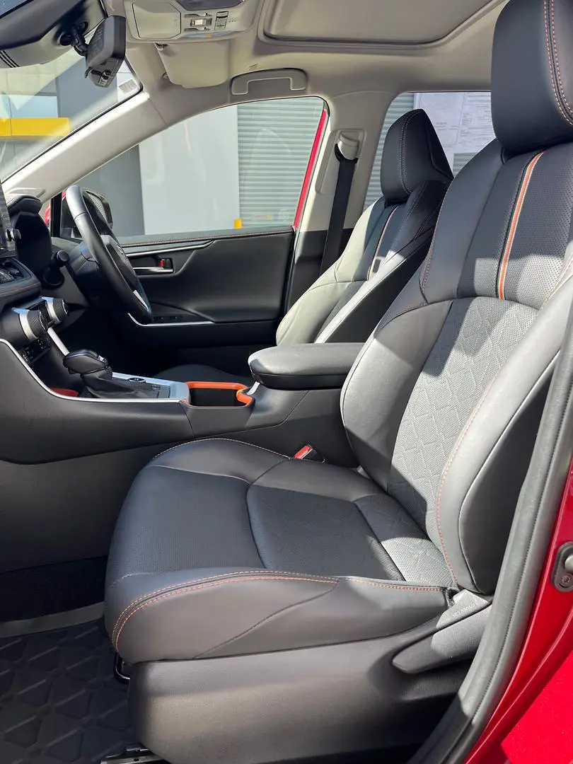 2023 Toyota RAV4 Gallery Image 7