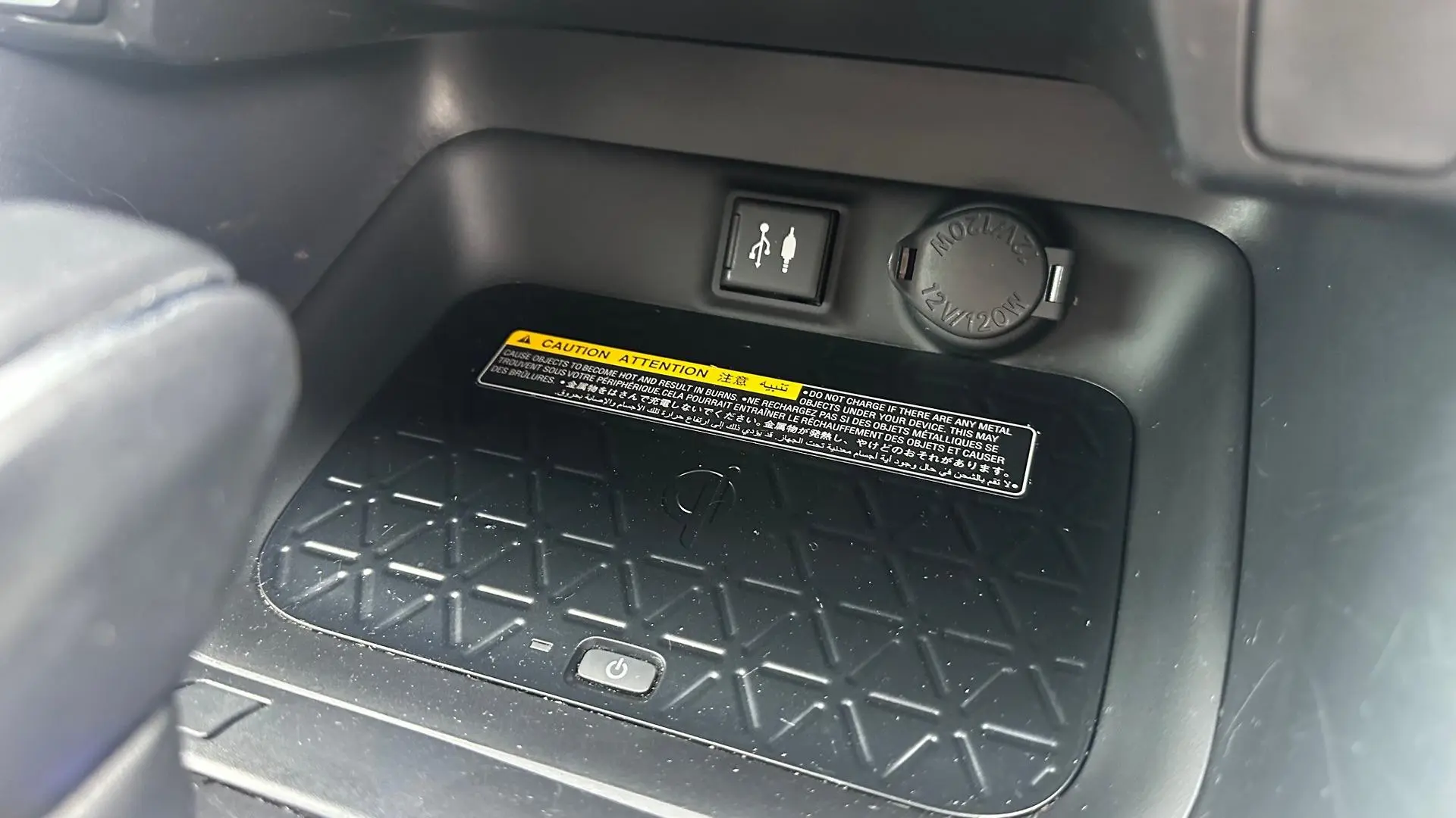 2019 Toyota RAV4 Gallery Image 17