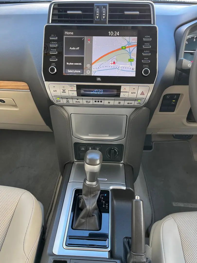 2023 Toyota Landcruiser Prado Gallery Image 19