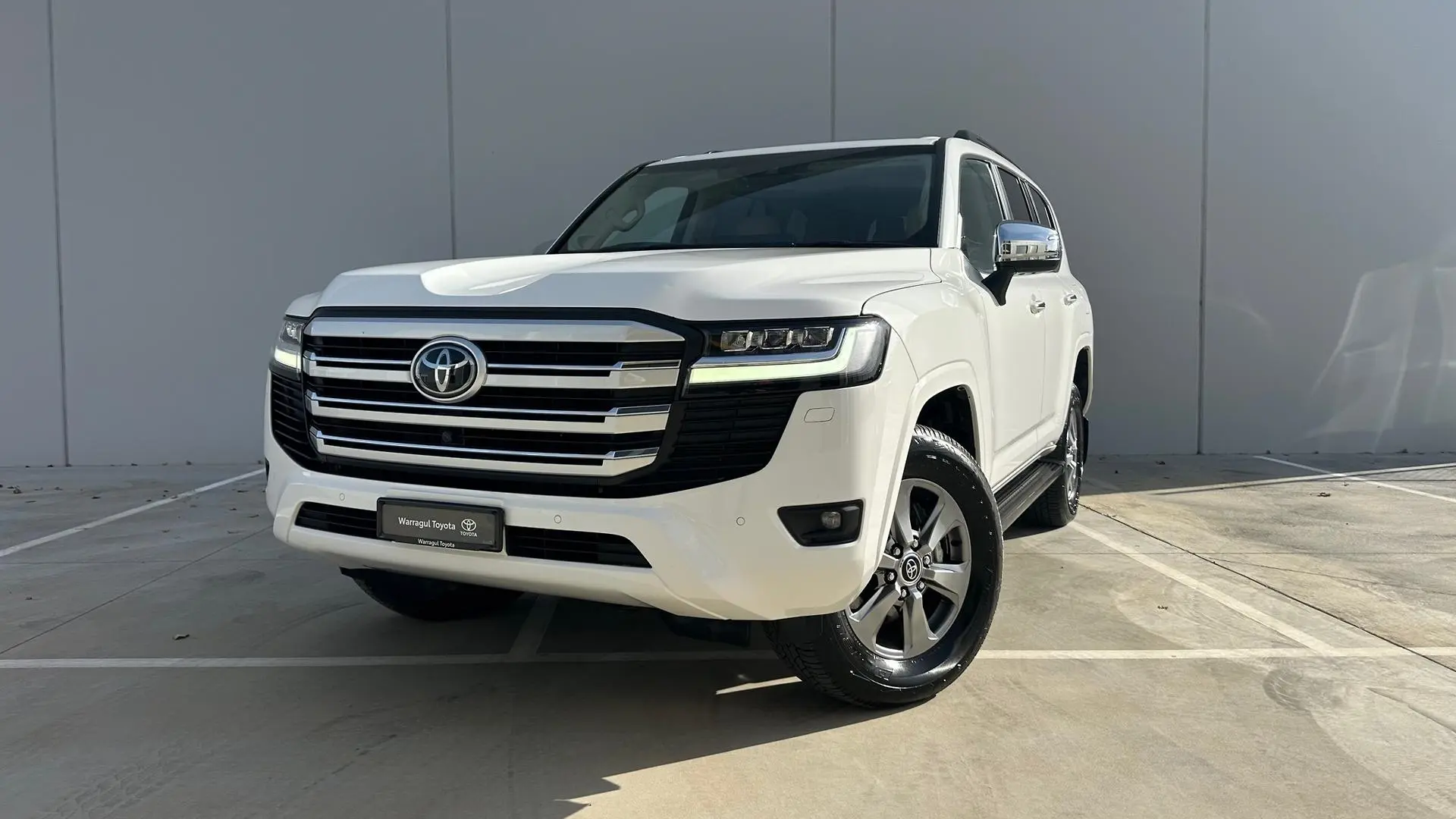 2022 Toyota Landcruiser Gallery Image 2
