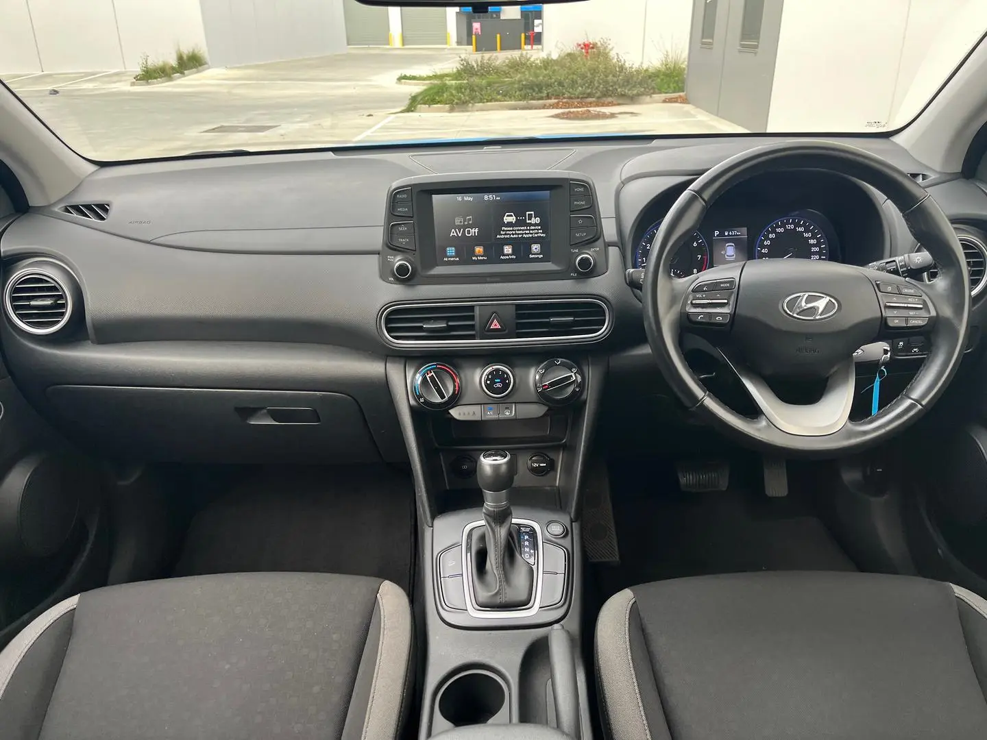2020 Hyundai Kona Gallery Image 16